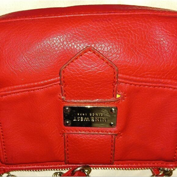 Small Nine West red satchel - Picture 3 of 7